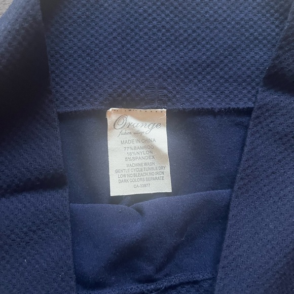 ORANGE FASHION VILLAGE 3” Band Bamboo Capri Leggings Navy OS Like New - Picture 8 of 9